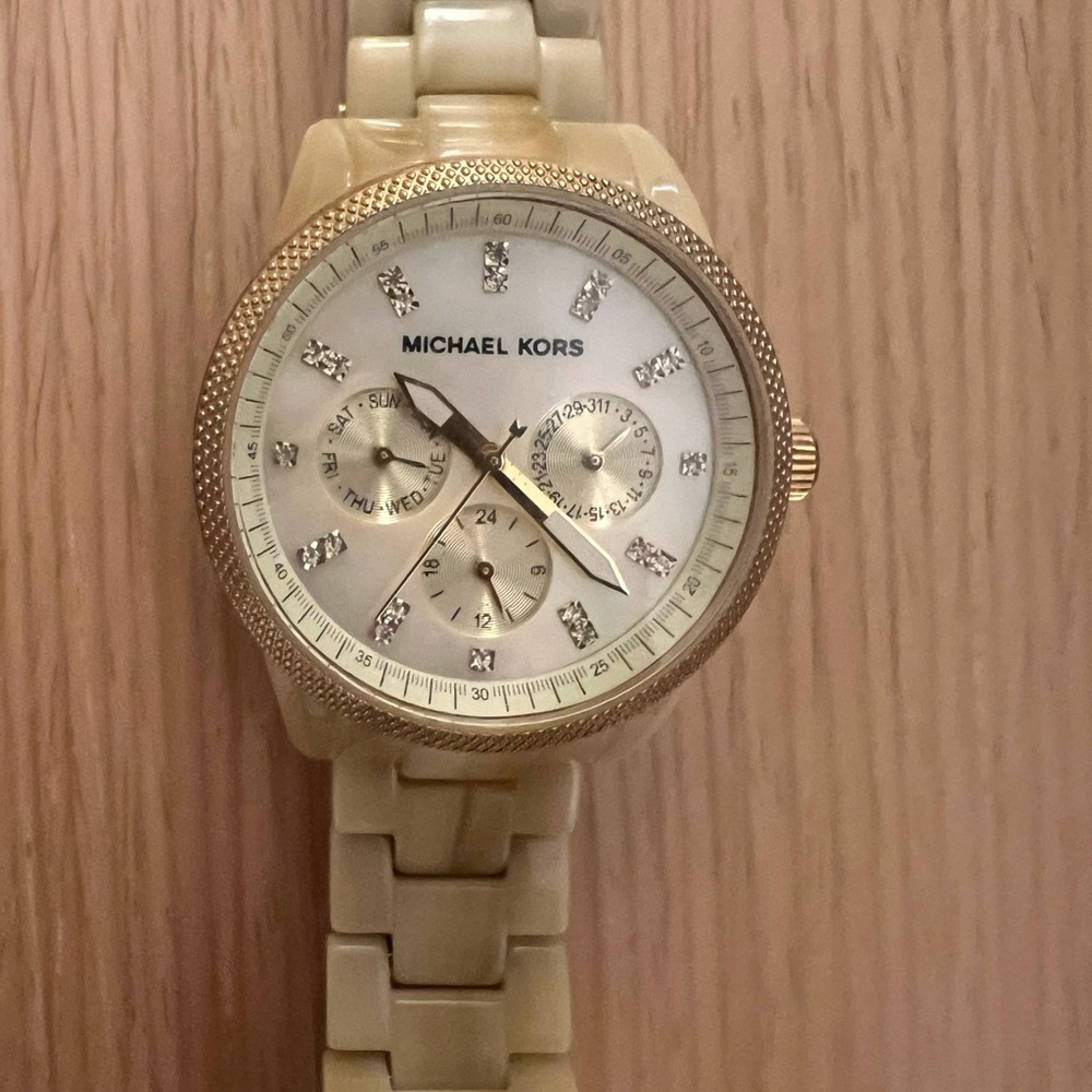 Michael Kors Cream Watch